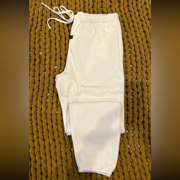 Fear of God Essentials Set - Picture 5 of 7